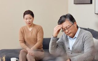 老公出轨变心怎么办？如何挽回婚姻和信任？